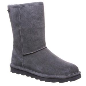 Gray bear paw boots